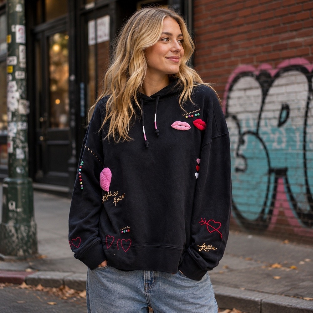 Chaser Love Hoodie‎ Womens M Black Embroidered Hearts Lips Beaded Pullover New